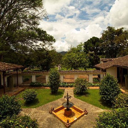 ホテルClub Campestre Hacienda Fizebad エル・レティーロ エクステリア 写真