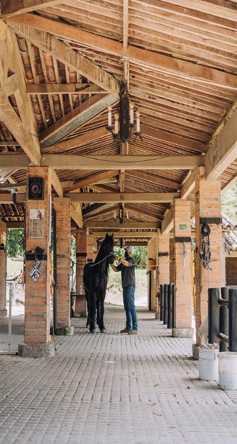 ホテルClub Campestre Hacienda Fizebad エル・レティーロ エクステリア 写真