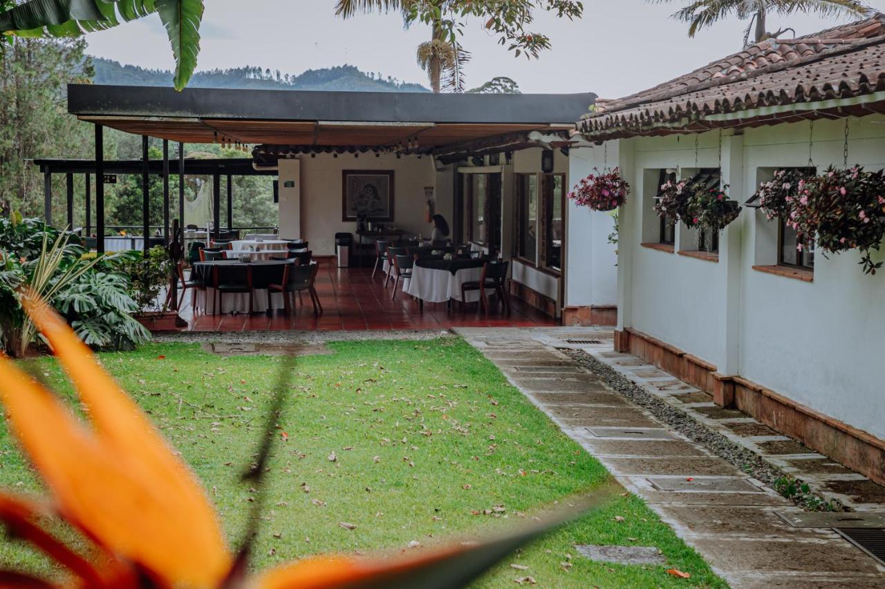 ホテルClub Campestre Hacienda Fizebad エル・レティーロ エクステリア 写真